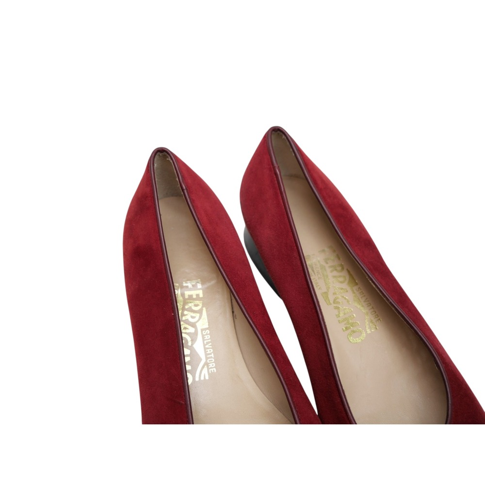 Salvatore Ferragamo Womens 7.5 B Red Suede Black Cap Toe Logo Low Pumps Italy - Picture 6 of 9